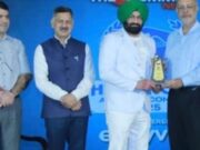 ऑर्थोनोवा अस्पताल के Robotic King Surgeon डॉ. हरप्रीत सिंह को बेस्ट डॉक्टर इन Robotic Knee Replacement Endoscopic Spine का मिला अवार्ड, सेहत मंत्री ने सौंपा