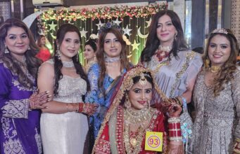 जालंधर: ORTHONOVA हॉस्पिटल के सहयोग से महिलाओं ने धूमधाम से मनाया करवाचौथ का त्यौहार, CEO डा. जसलीन कौर ने किया LADIES को सम्मानित, पढ़ें व देखें