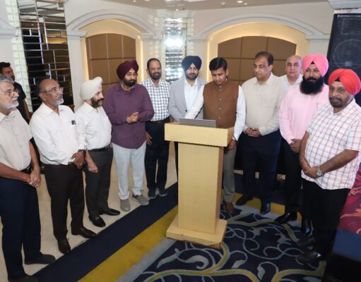 जालंधर डिप्टी कमिश्नर ने की सुरजीत हॉकी अकेडमी की नई वेबसाइट लॉन्च