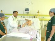 अचानक आई सूजन ने लिया गंभीर रूप – आधुनिक इलाज से NHS हॉस्पिटल में बिना सर्जरी मिली नई जिंदगी की किरण