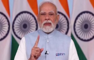 PM मोदी ने 30 मिनट में सिर्फ महिलाओं से मांगी माफ़ी व कांग्रेसी सहित TMC, SP, DMK को कोसा, बोले : निकालेंगे कोई नया हल, पढ़ें व देखें