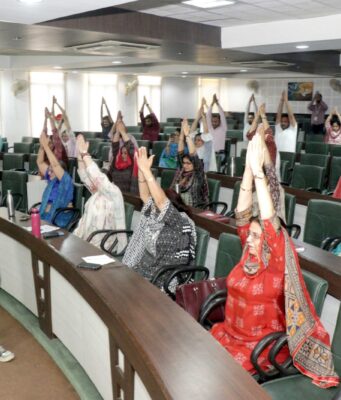 एच.एम.वी. में “कार्यकारी तनाव और कार्य-जीवन संतुलन ” विषय पर फैकल्टी डेवलपमेंट प्रोग्राम का आयोजन