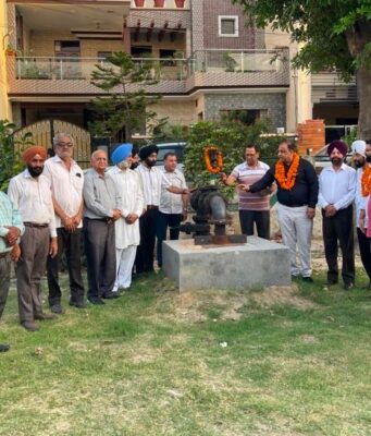 जालंधर: नितिन कोहली द्वारा वार्ड नंबर 12 में नए ट्यूबवेल का उद्घाटन, लोगों को मिलेगी पानी की समस्या से राहत, पढ़ें व देखें