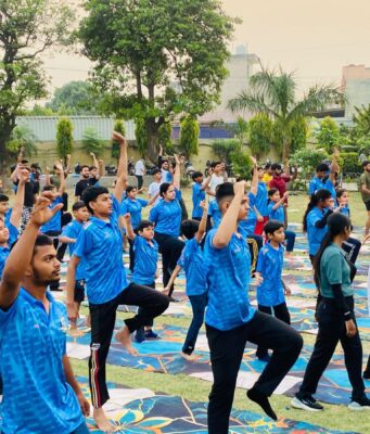 सेंट सोल्जर कॉलेज, बस्ती दानिशमंदा में योग कार्यशाला आयोजित, विद्यार्थियों ने सीखे स्वस्थ जीवन के मंत्र