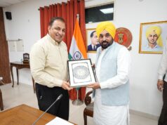 नितिन कोहली ने ऐतिहासिक नगर निगम चुनाव जीत पर मुख्यमंत्री भगवंत सिंह मान को बधाई दी, विशेष ‘मंडला आर्ट’ पेंटिंग भेंट की