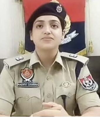 पंजाब : महिला SP के घर चोरी महिला होमगार्ड द्वारा, मामला दर्ज, सोने के गहने सहित विदेशी करेंसी चुराई, पढ़ें व देखें