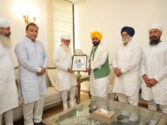 सतगुरु उदय सिंह जी के साथ पंजाब के मुख्यमंत्री भगवंत सिंह मान से मिलने पहुंचे नितिन कोहली