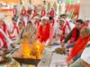 जालंधर: सोढल मेले की तैयारियां शुरू, नितिन कोहली परिवार के साथ हवन और झंडे की रस्म में शामिल हुए