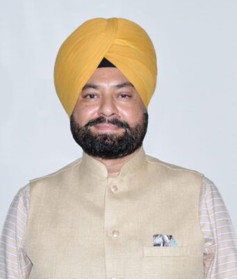 नेत्रहीन व्यक्तियों के लिए छठी इंद्रिय के माध्यम से तकनीकी शिक्षा
