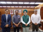 एलपीयू के फाउंडर और चांसलर डॉ. अशोक कुमार मित्तल ने शिक्षा और हेल्थकेयर पर चर्चा के लिए दिल्ली के एलजी तरनजीत सिंह संधू से मुलाकात की