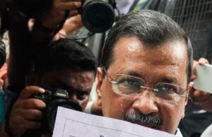 ई-20 के विरोध में 100 लोगों के साथ पीएम से मिलने जा रहे केजरीवाल को पुलिस ने रोका