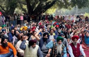 पंजाब: सामूहिक छुट्टी पर सरकारी कर्मी, मंत्री अमन अरोड़ा की 2 टूक, पढ़ें व देखें